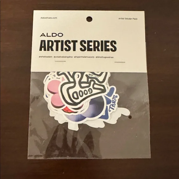 Aldo Women’s Hyperthalamuscorp Sneakers with Charms in Color Natural Size 5 - Picture 10 of 11